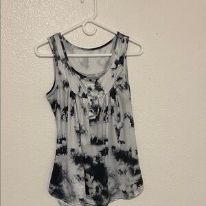 Women's Black and White Tie-Dye Tank Top